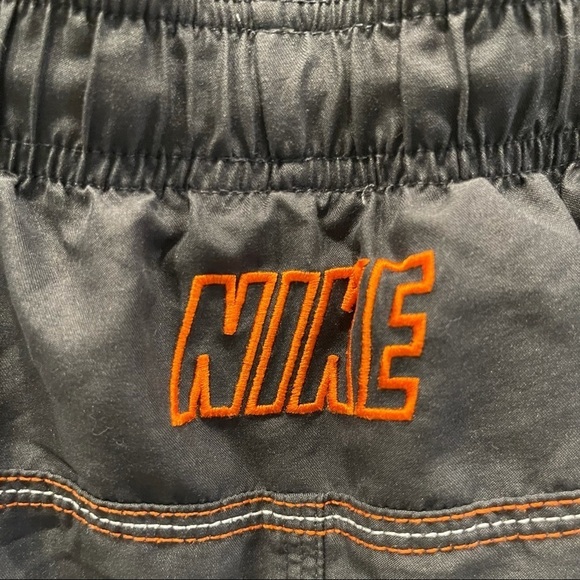 Men’s Nike Swim Trunks Board Shorts Pockets Mesh Lining Gray/ORANGE - Picture 5 of 8